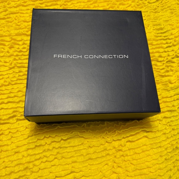 French Connection Ivory Booties, gorgeous snakeskin print on heel, NIB $128 MSRP - Picture 7 of 7